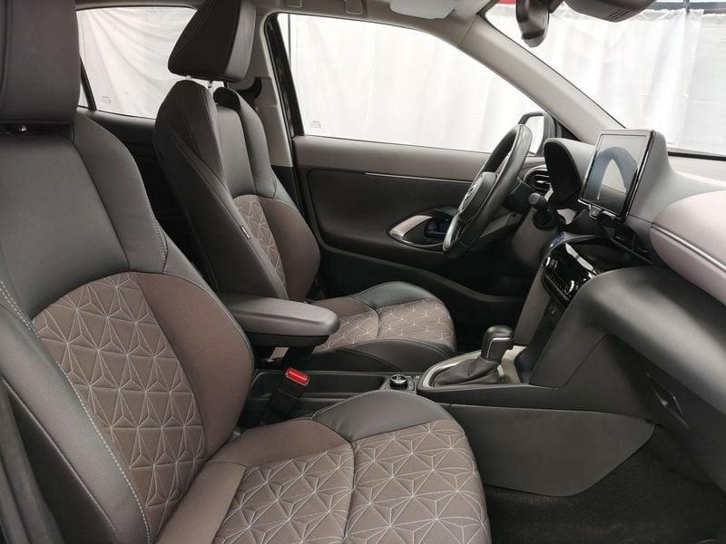 Toyota Yaris Cross 1.5 Hybrid 5p. E-CVT AWD-i Lounge