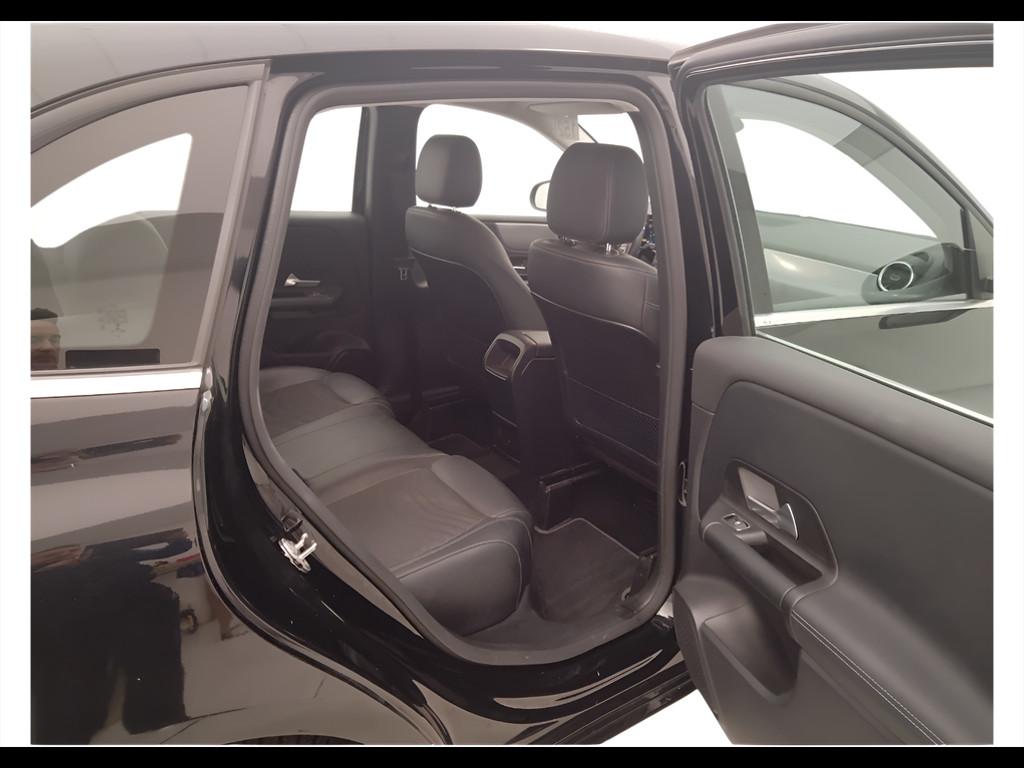 Mercedes-Benz Classe B - W247 2018 - B 180 d Sport auto