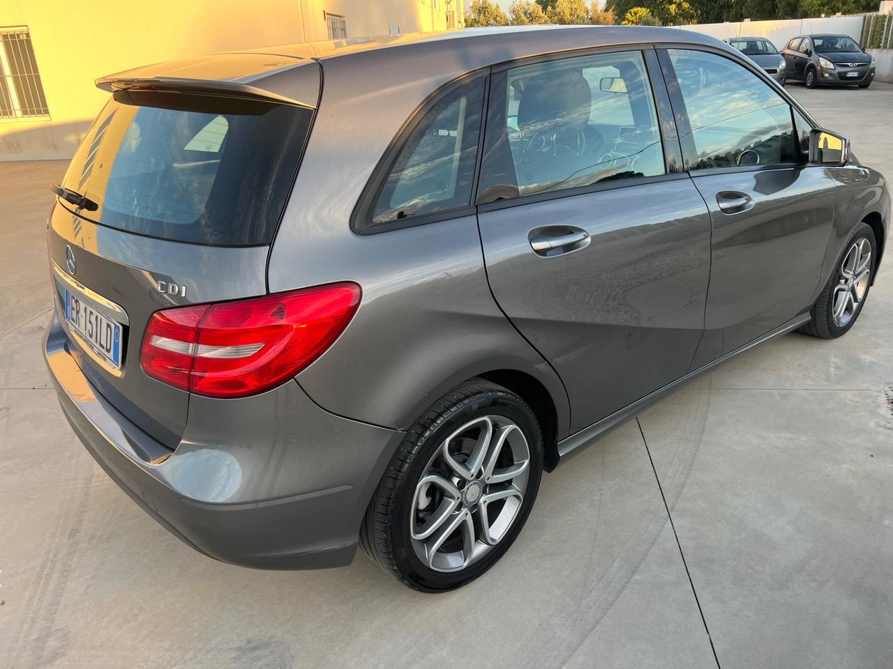 Mercedes-benz B 180 CDI 2013