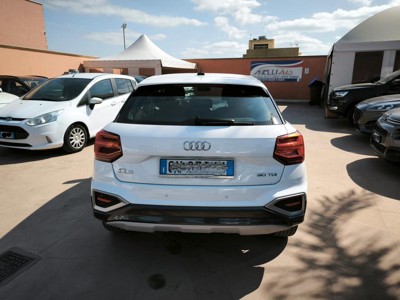 Audi Q2 30 TDI Business