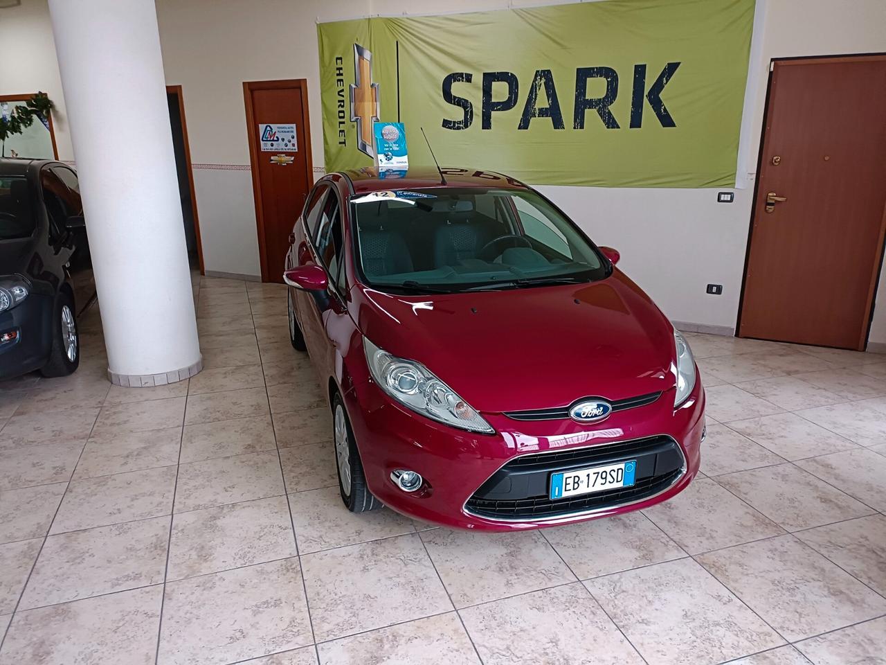 Ford Fiesta 1.4 TDCi 68CV 5 porte Titanium