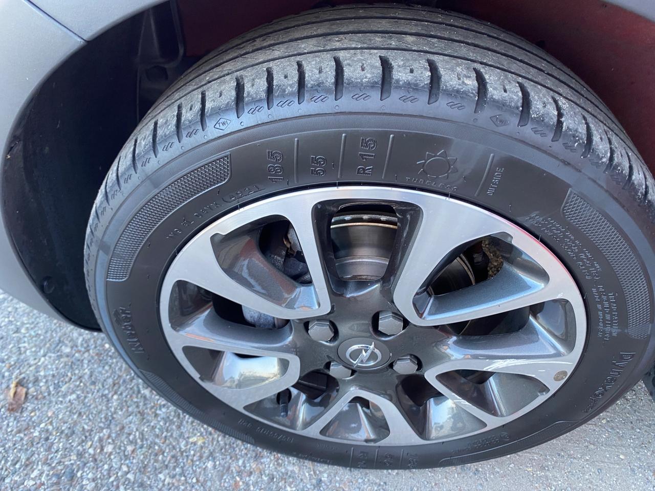 Opel Karl Rocks 1.0 73 CV