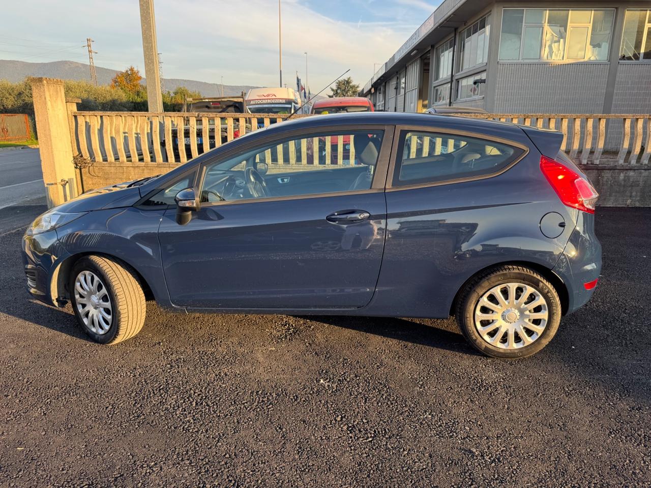 Ford Fiesta 1.5 TDCi 75CV 3 porte Black & White Edition