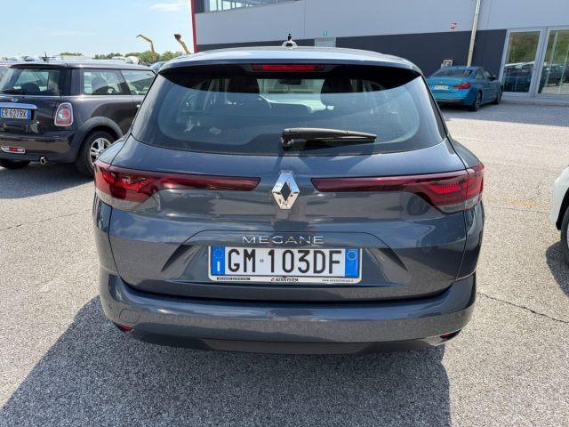 RENAULT Mégane Grand Coupé Mégane Sporter Blue dCi 115 CV EDC Equilibre