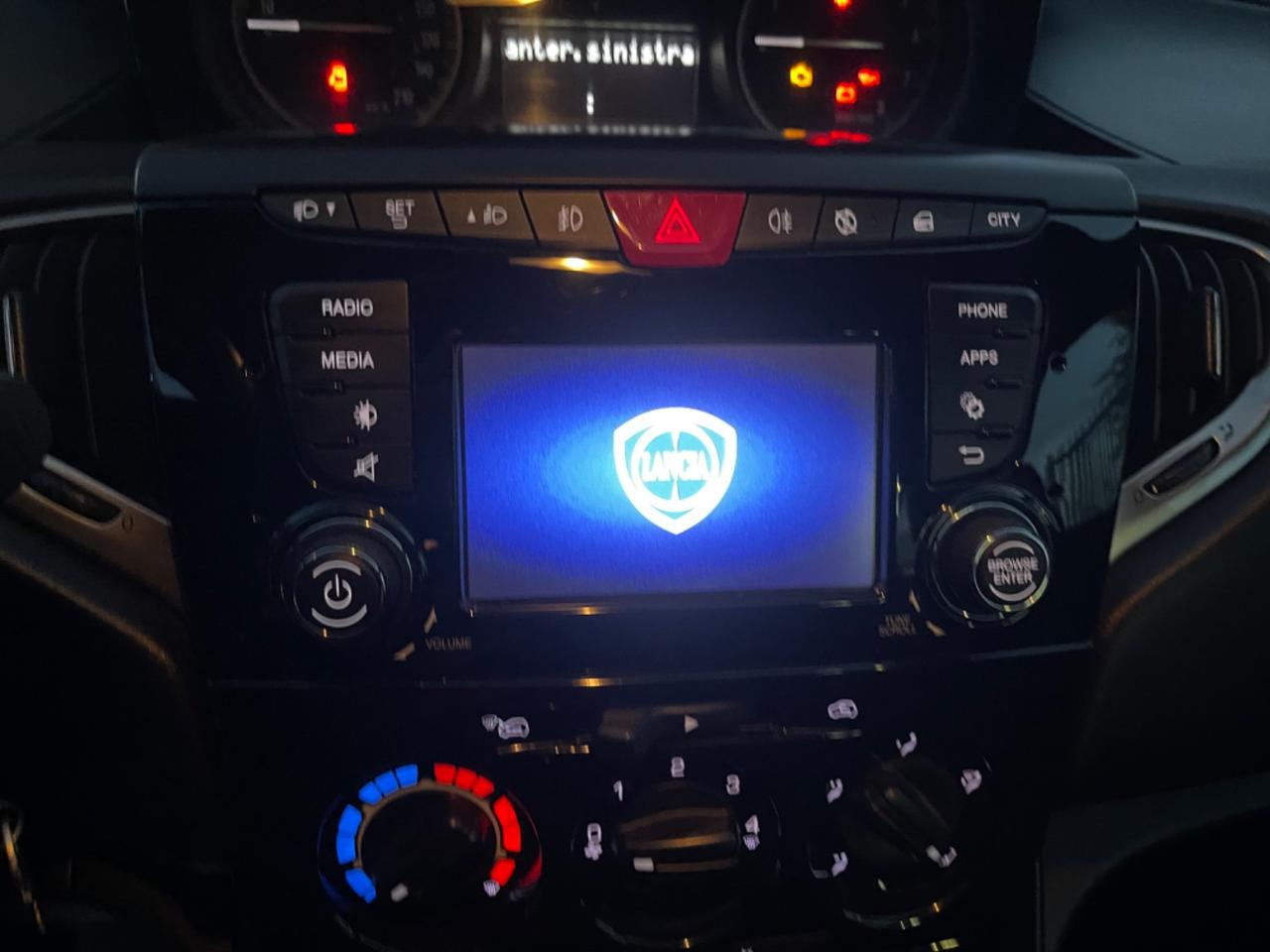 Lancia Ypsilon 1.2 69 CV 5 porte S&S Gold KM 78.000 CERTIFICATI!