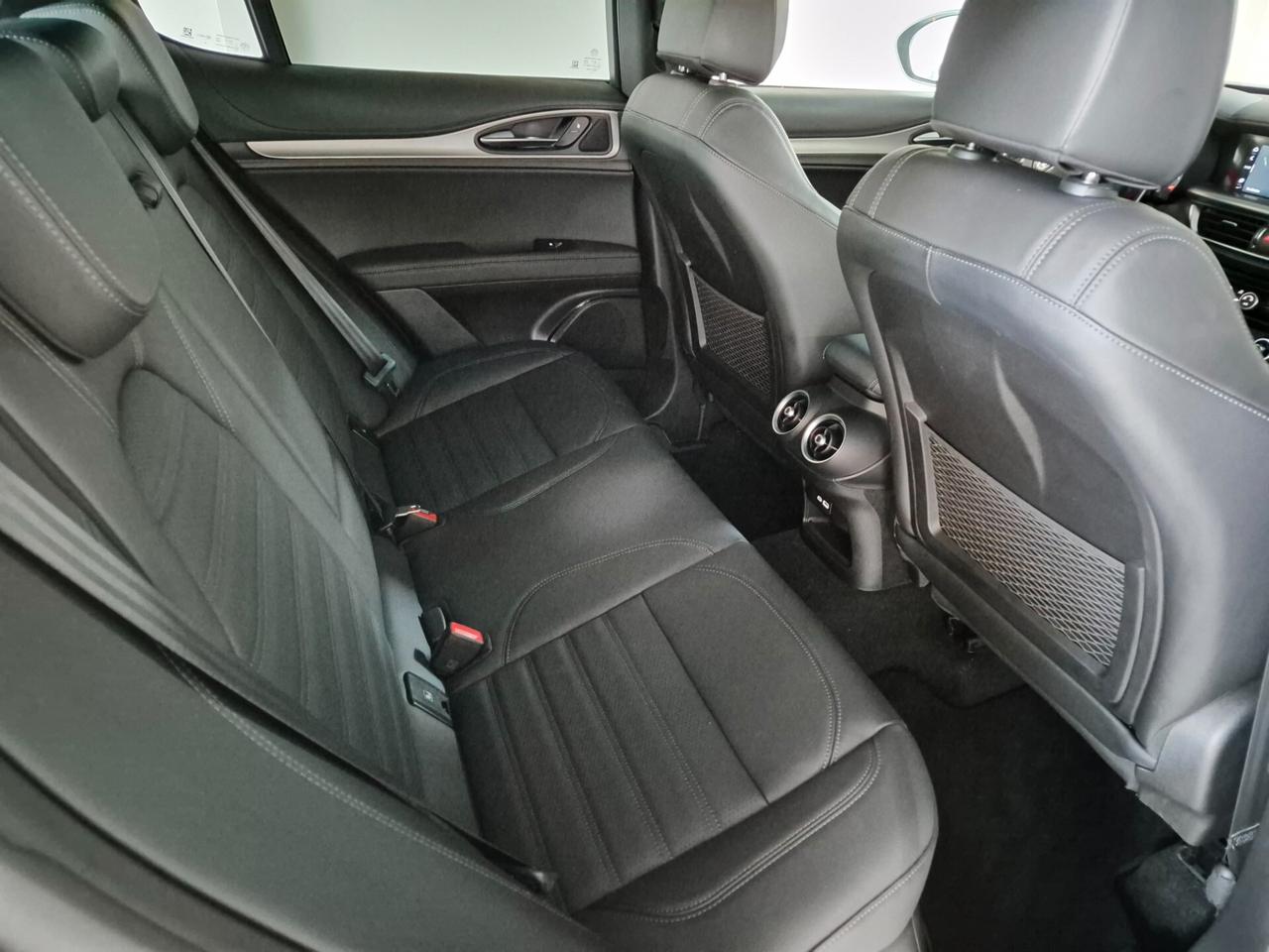 Alfa Romeo Stelvio VELOCE Q4 AT8 2.2 MTJ 210CV TOTAL BLACK C20"