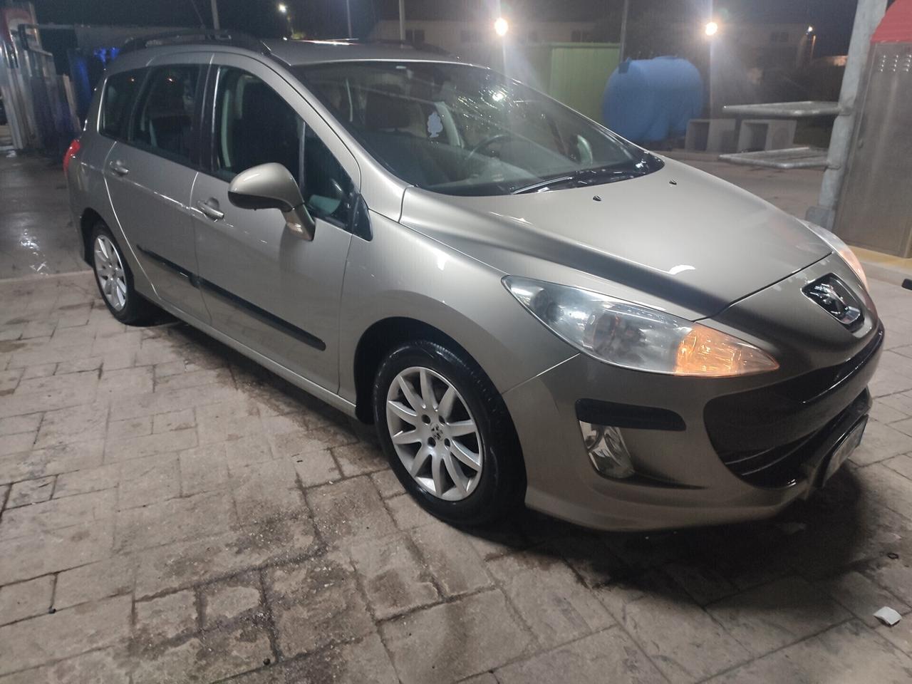 Peugeot 308 1.6 HDi 90CV SW Premium Mix