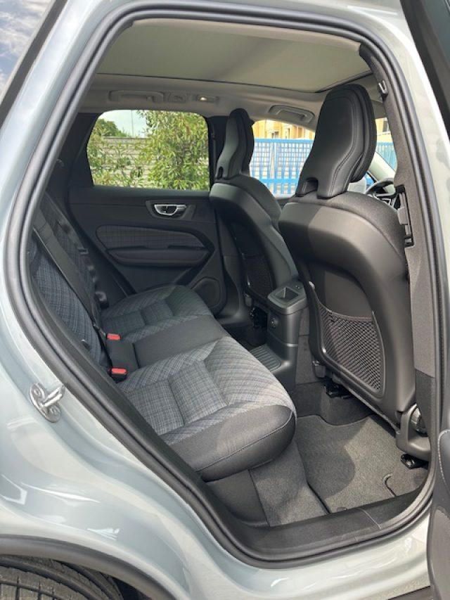 VOLVO XC60 T6 Plug-in hybrid AWD automatico Core