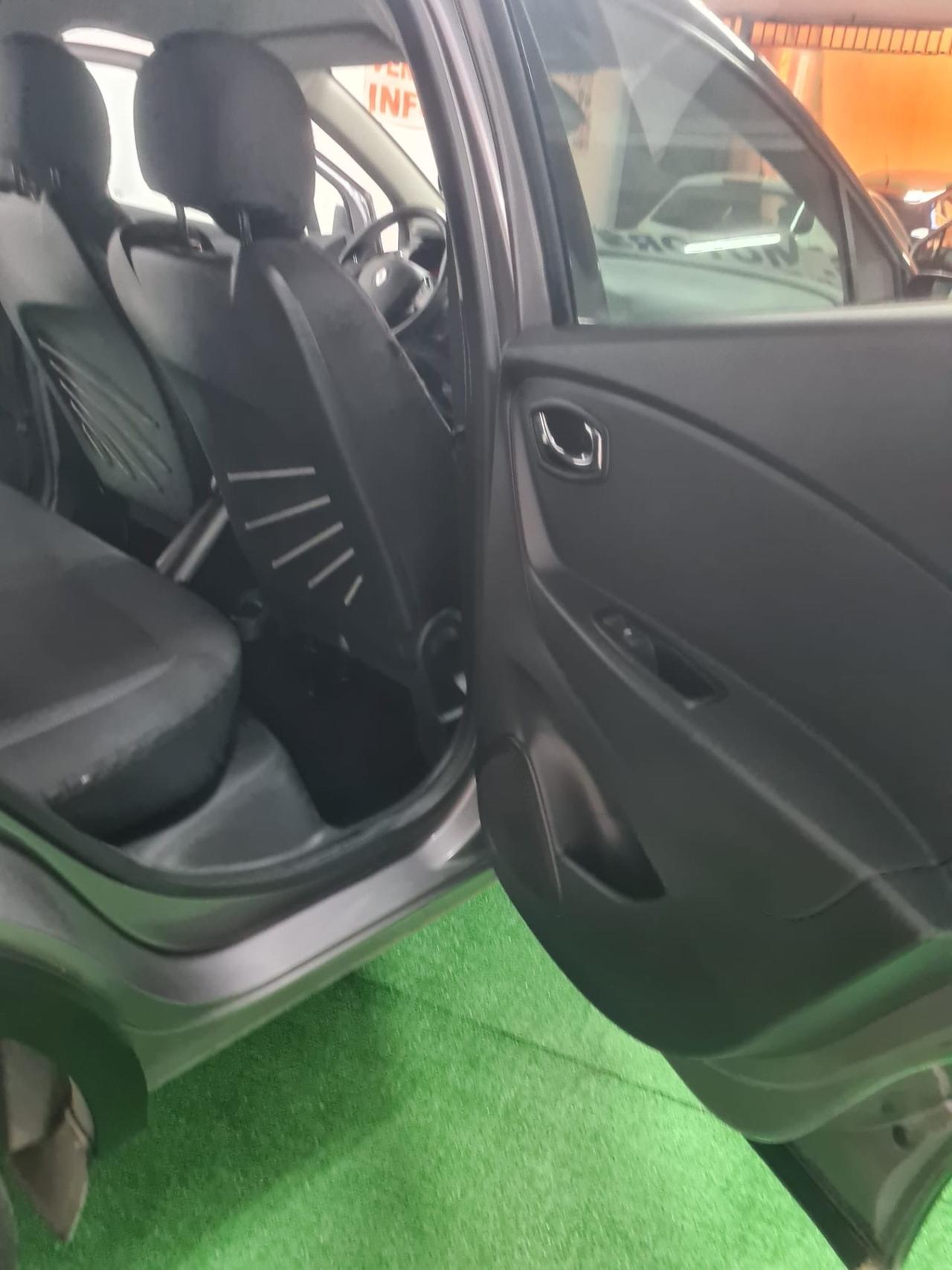 Renault Captur dCi 8V 90 CV Start&Stop Energy Iconic