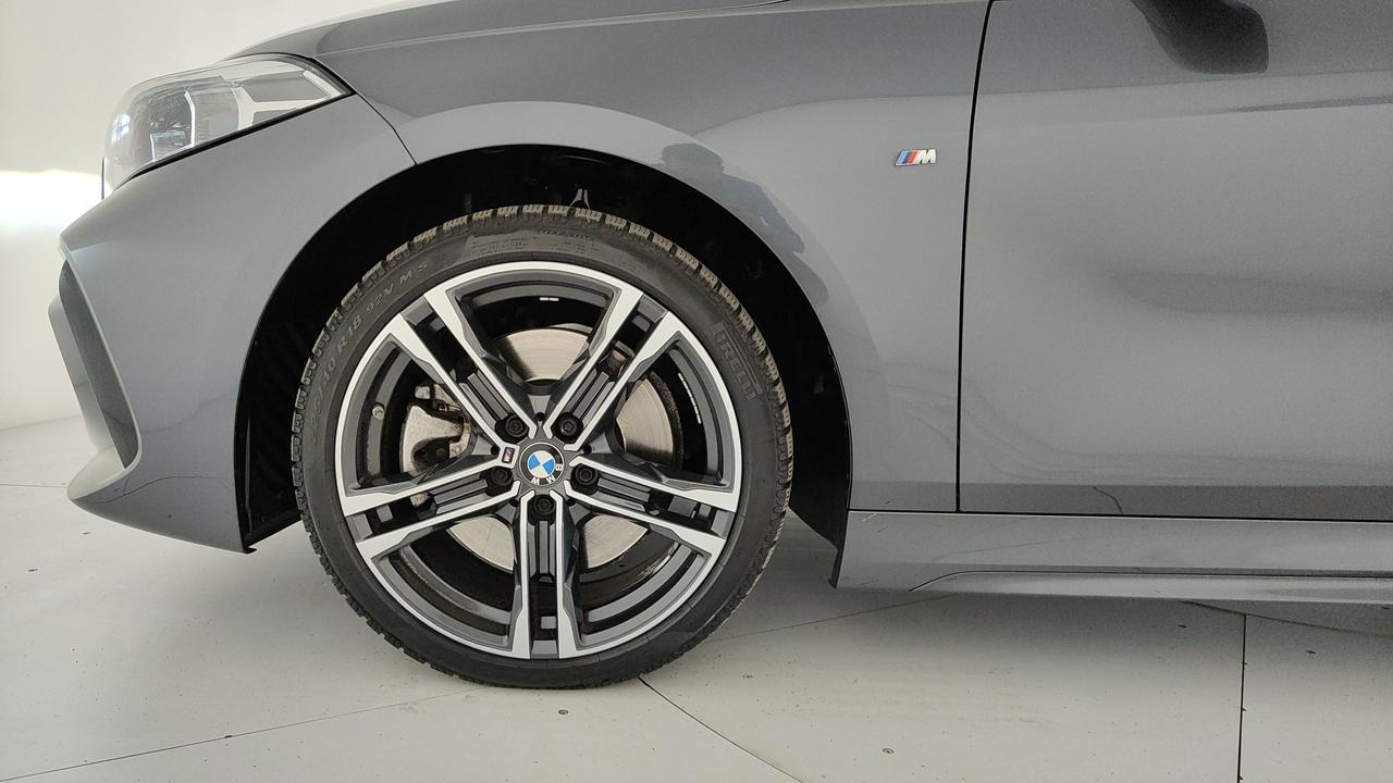 BMW Serie 1 F40 - 120d xdrive Msport auto