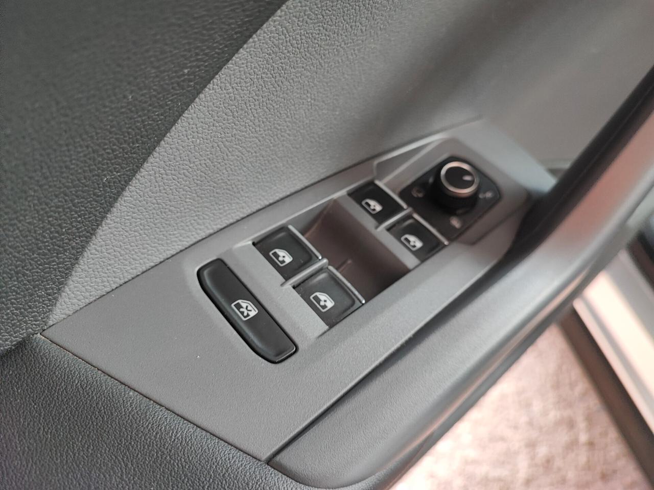 Volkswagen T-Cross 1.6 TDI DSG SCR Style BMT