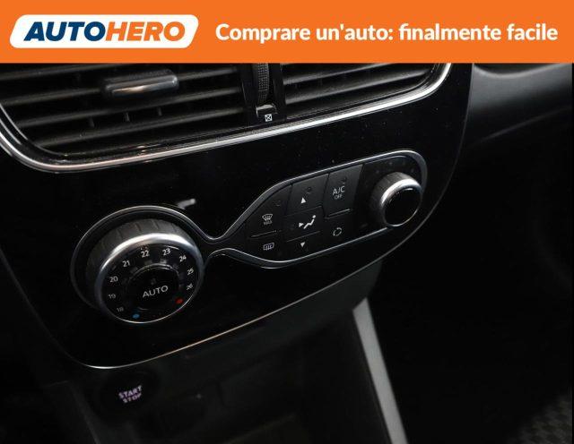 RENAULT Clio TCe 12V 90 CV 5 porte Moschino Intens