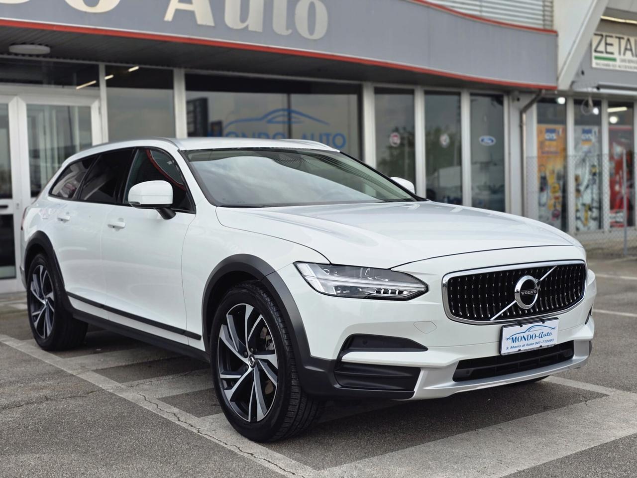 Volvo V90 CC D4 AWD 190cv Geartronic Pro Ocean Race
