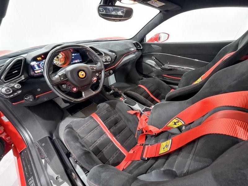 Ferrari 488 488 Pista