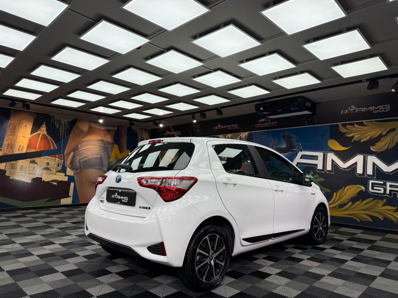 Toyota Yaris 1.5 Hybrid 5 porte Active berlina 2 volumi (940)