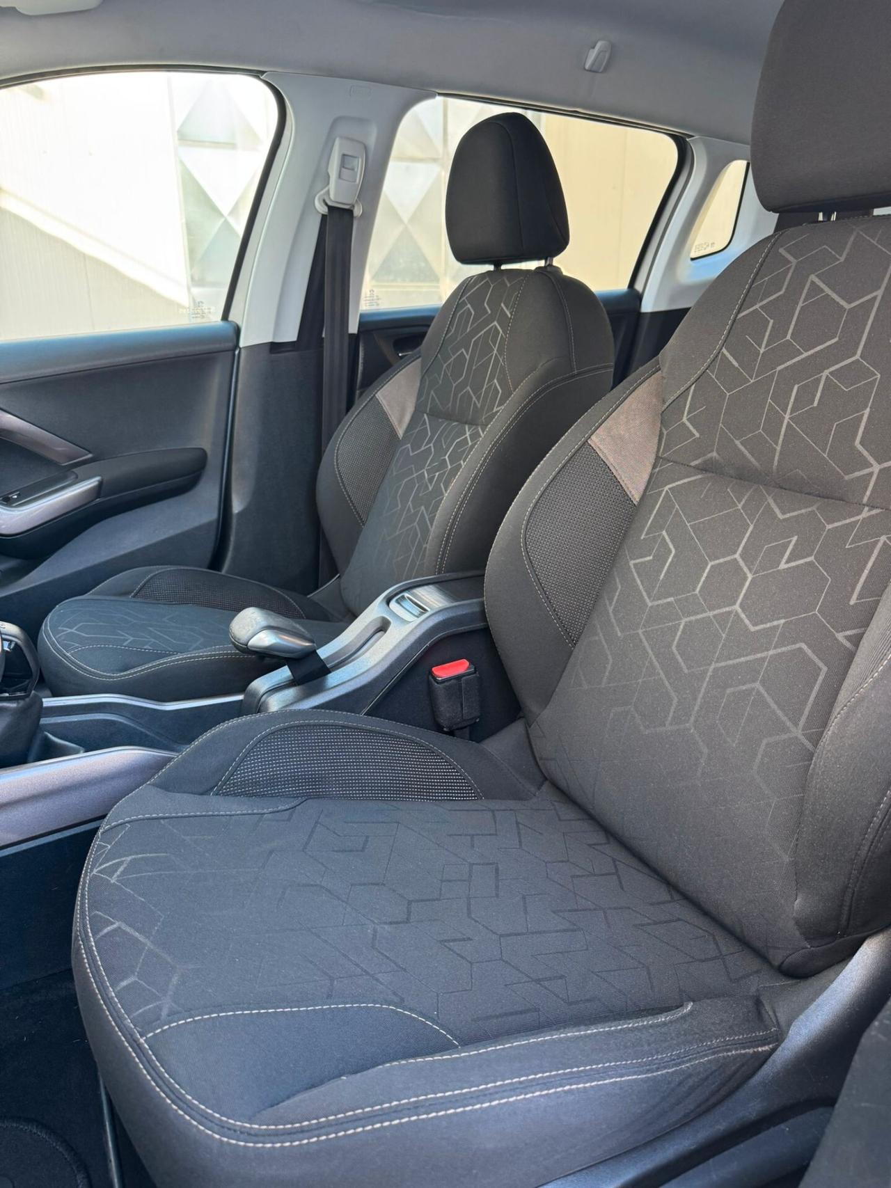 PEUGEOT 2008 1.5 BlueHDi 100CV 2019!!!