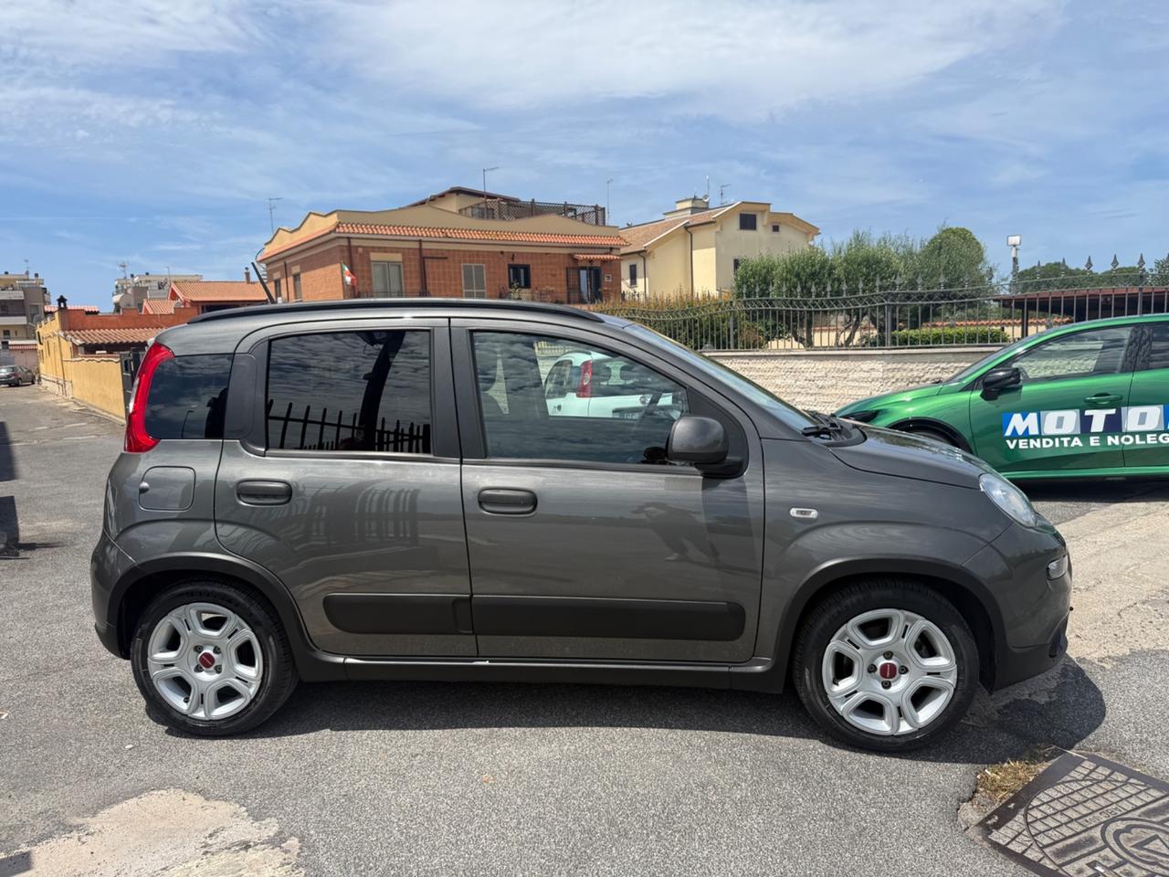 Fiat Panda 1.0 FireFly Hybrid City Life Grey Met.