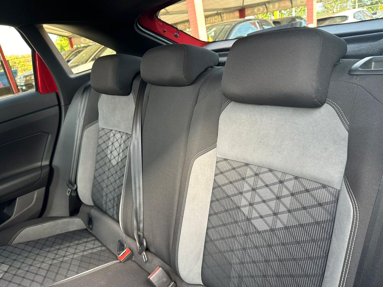 Taigo 1.0 TSI 110 CV DSG R-Line