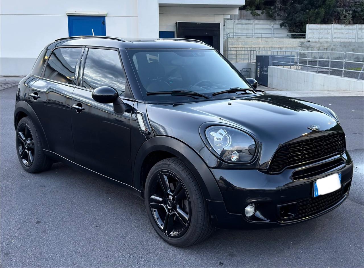 MINI COUNTRYMAN 2.0 SD 143CV FULL DA VETRINA