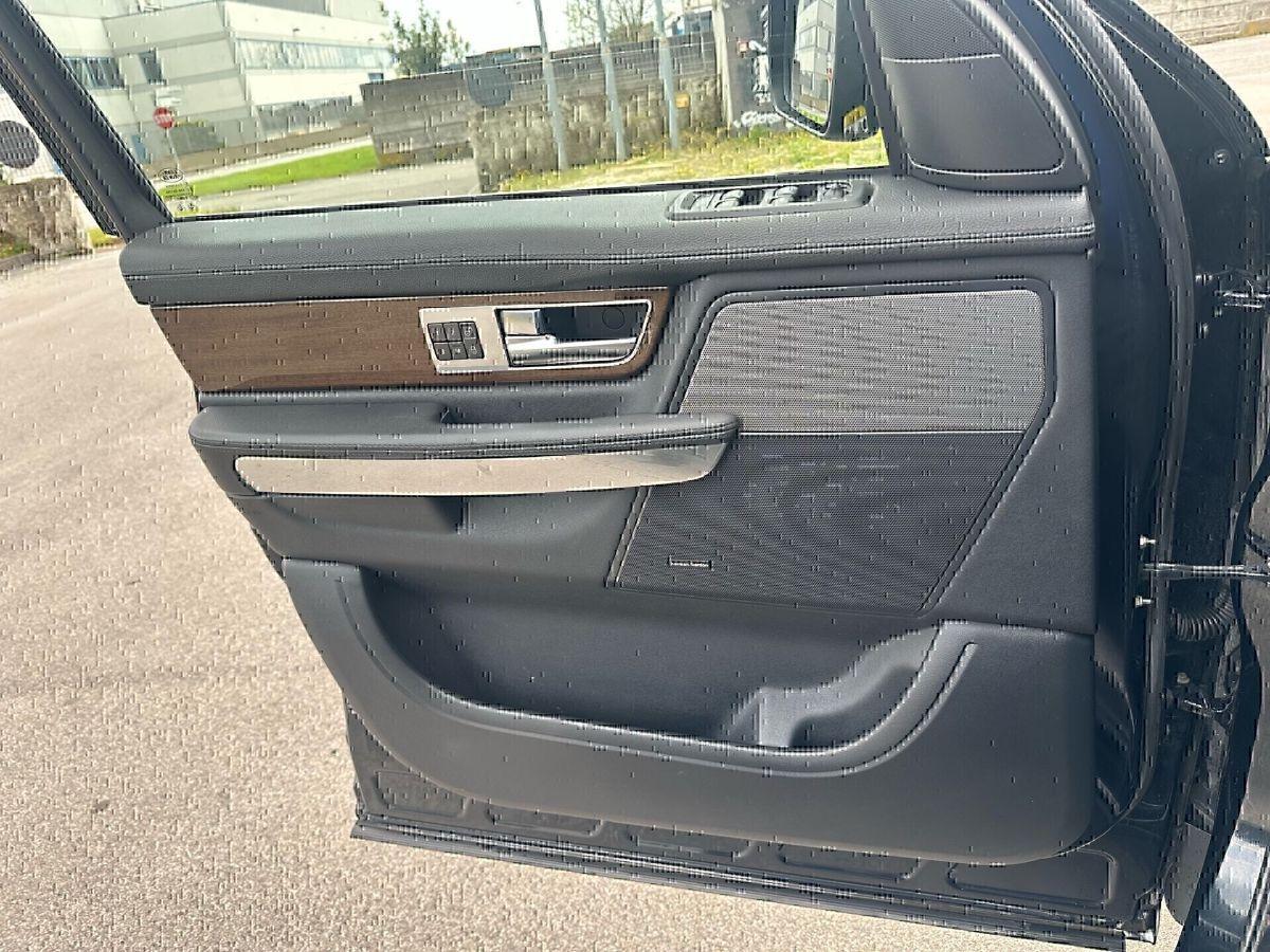 LAND ROVER - Range Rover Sport - 3.0 TDV6 Autobiography