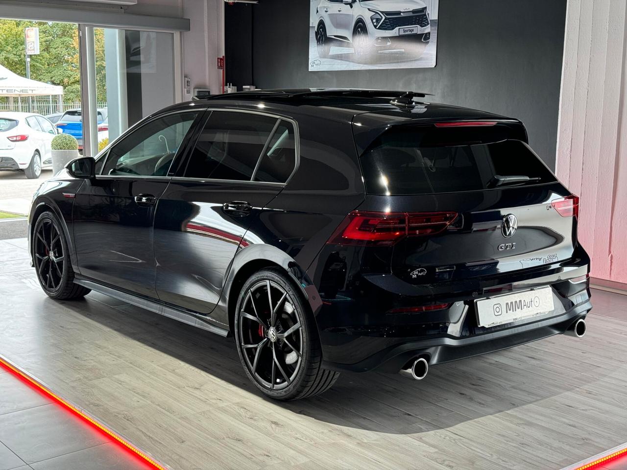 Volkswagen Golf GTI 2.0 TSI Black Style Edition