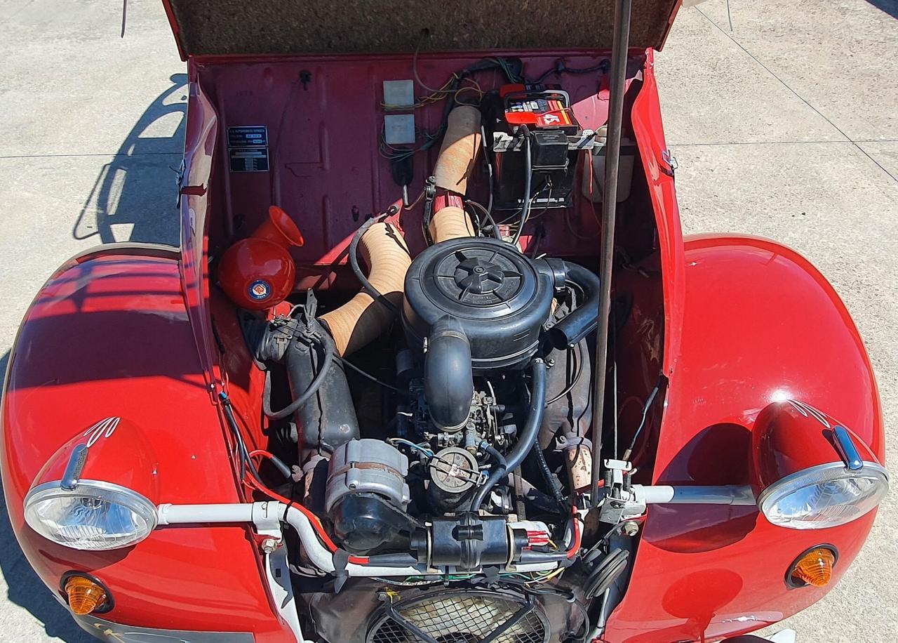 Citroen 2CV ( Restauro totale )