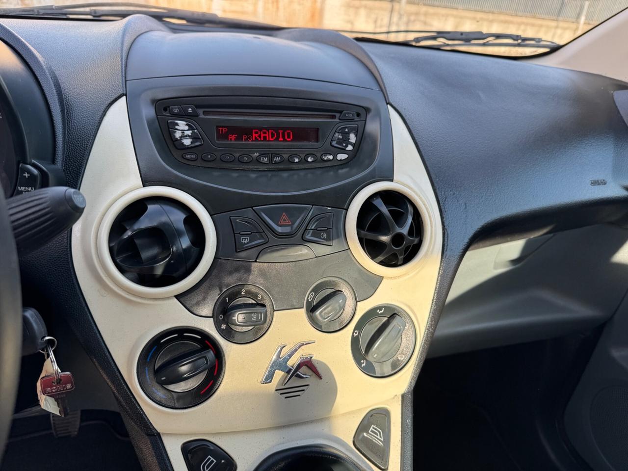 Ford Ka 1.2 8V 69CV Titanium FINANZIABILE