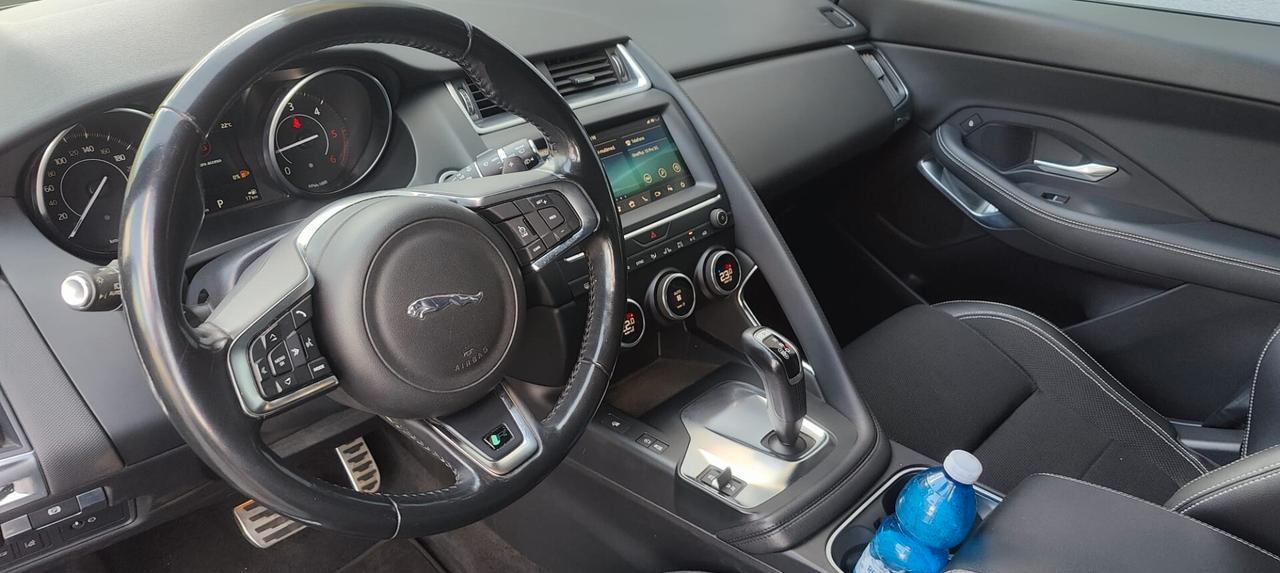 Jaguar E-Pace 2.0D 150 CV AWD aut. R-Dynamic SE