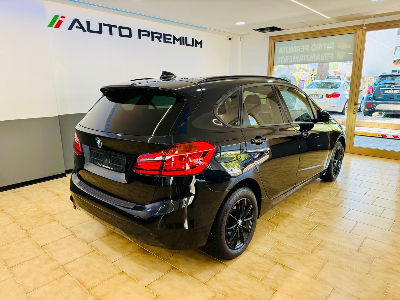 BMW 216d Active Tourer Sport - LED
