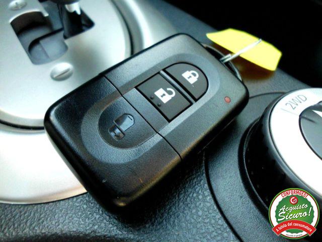 NISSAN Qashqai 2.0 dCi DPF Tekna 4X4