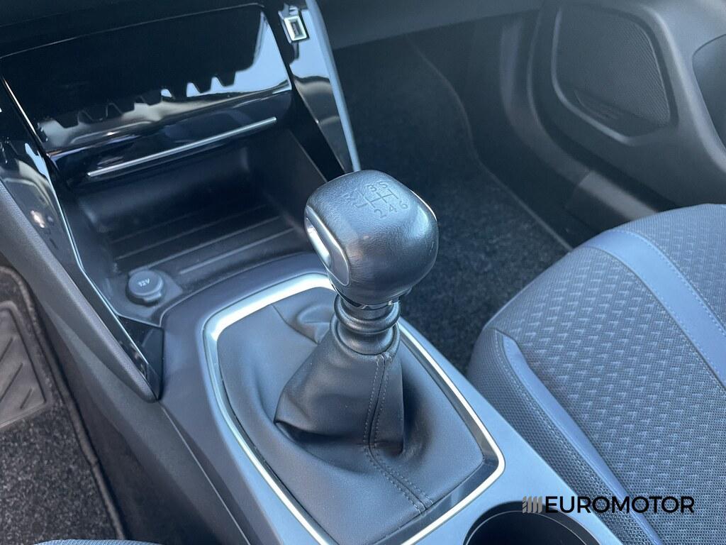 Peugeot 2008 1.5 BlueHDi Allure Navi Pack