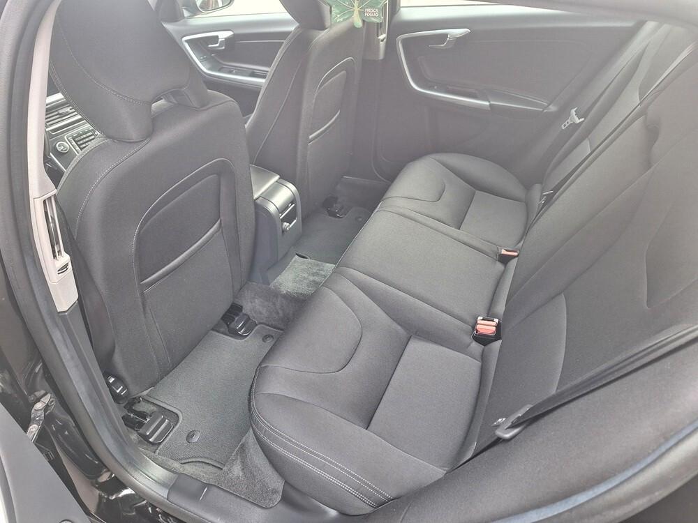 Volvo V60 D2 Kinetic - cambio automatico -
