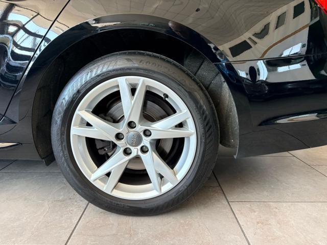 AUDI A4 Avant 2.0 TDI 150cv S tronic S line ext. TETTO