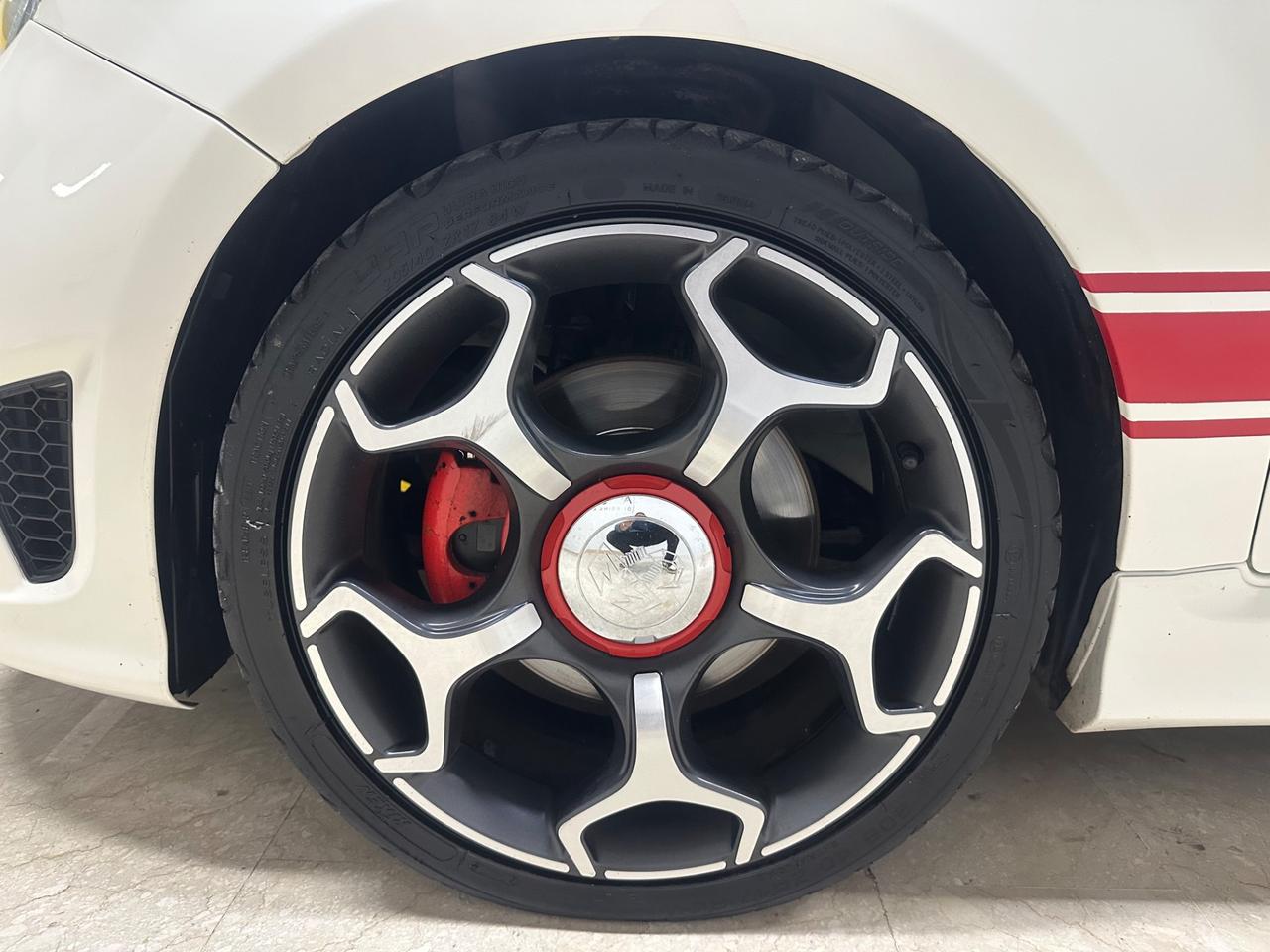 Abarth 500 C 1.4 Turbo T-Jet Custom