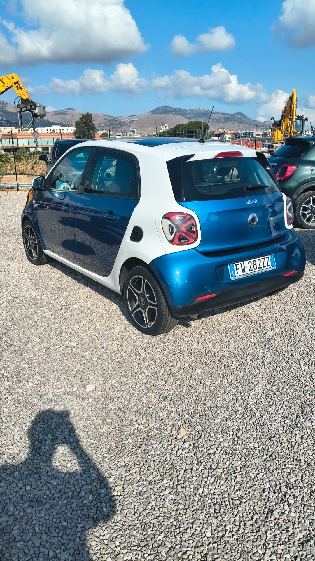 Smart ForFour 70 1.0 Proxy