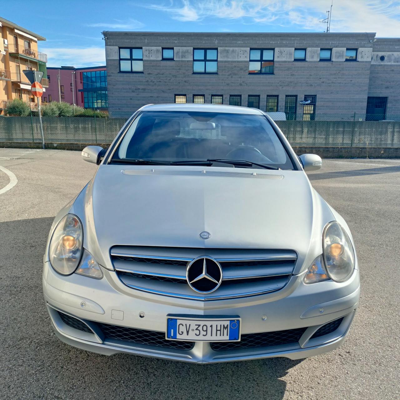 Mercedes R280CDI 4MATIC SPORT 6POSTI