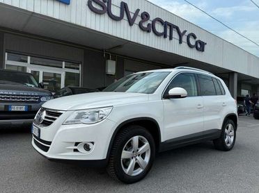 Volkswagen Tiguan 2.0 tdi Sport / 4X4