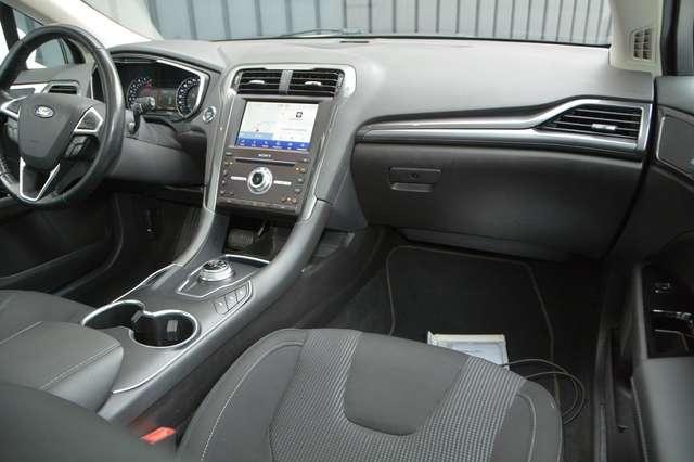 Ford Mondeo SW 2.0 ecoblue Titanium Business TETTO