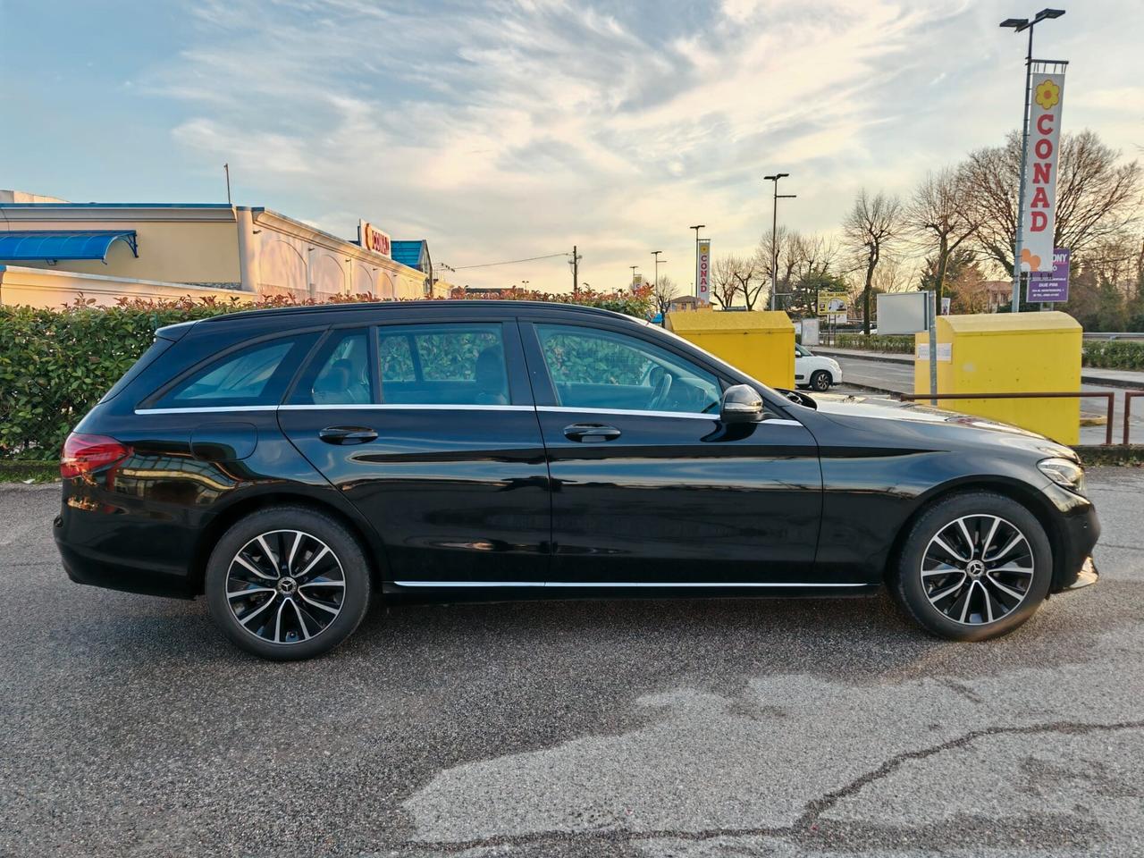 MERCEDES C220 UNICO PROP KM VERI GARANZIA 194CV