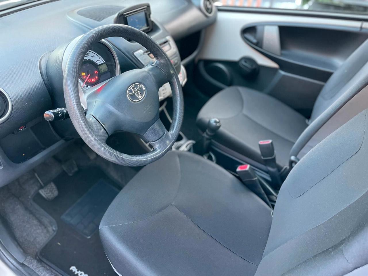 Toyota Aygo 1.0 12V VVT-i 5 porte Lounge Connect