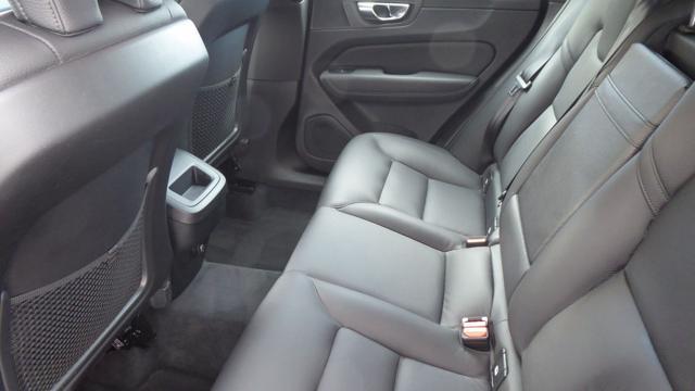 VOLVO XC60 B4 (d) AWD Geartronic Inscription