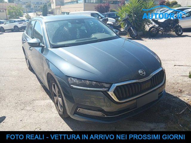 SKODA Octavia Wagon 1.5 G-TEC DSG Executive LED, Navi, Vetri osc