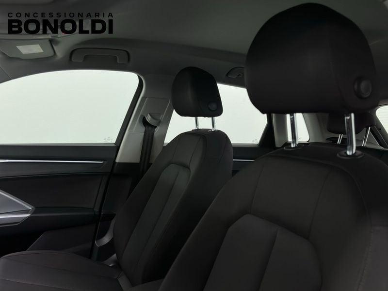 Audi Q3 2.0 35 TDI Business Advanced S Tronic