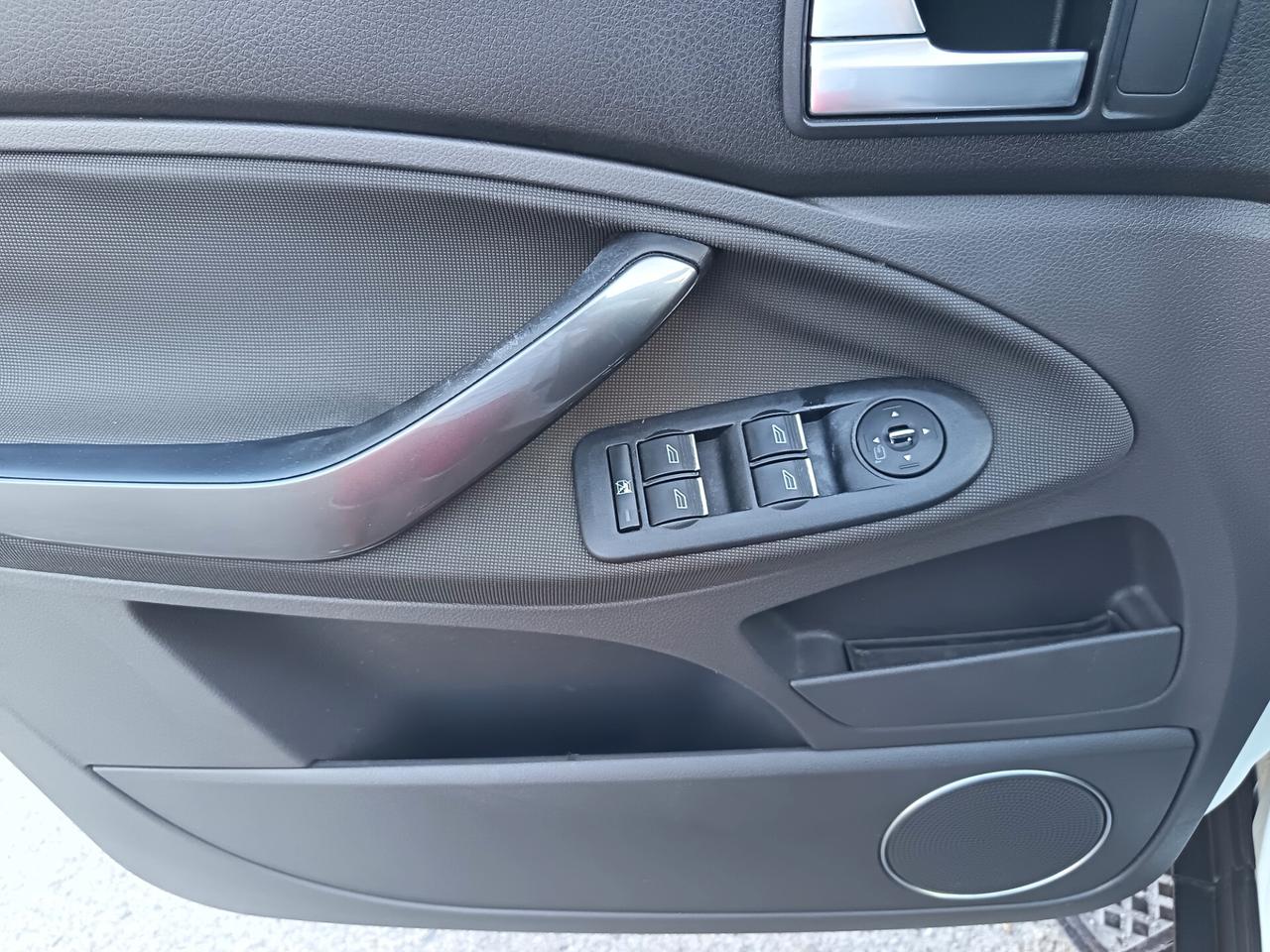 Ford Kuga 2.0 4X4 NEOPATENT FULL OPTIONAL PERFETTA