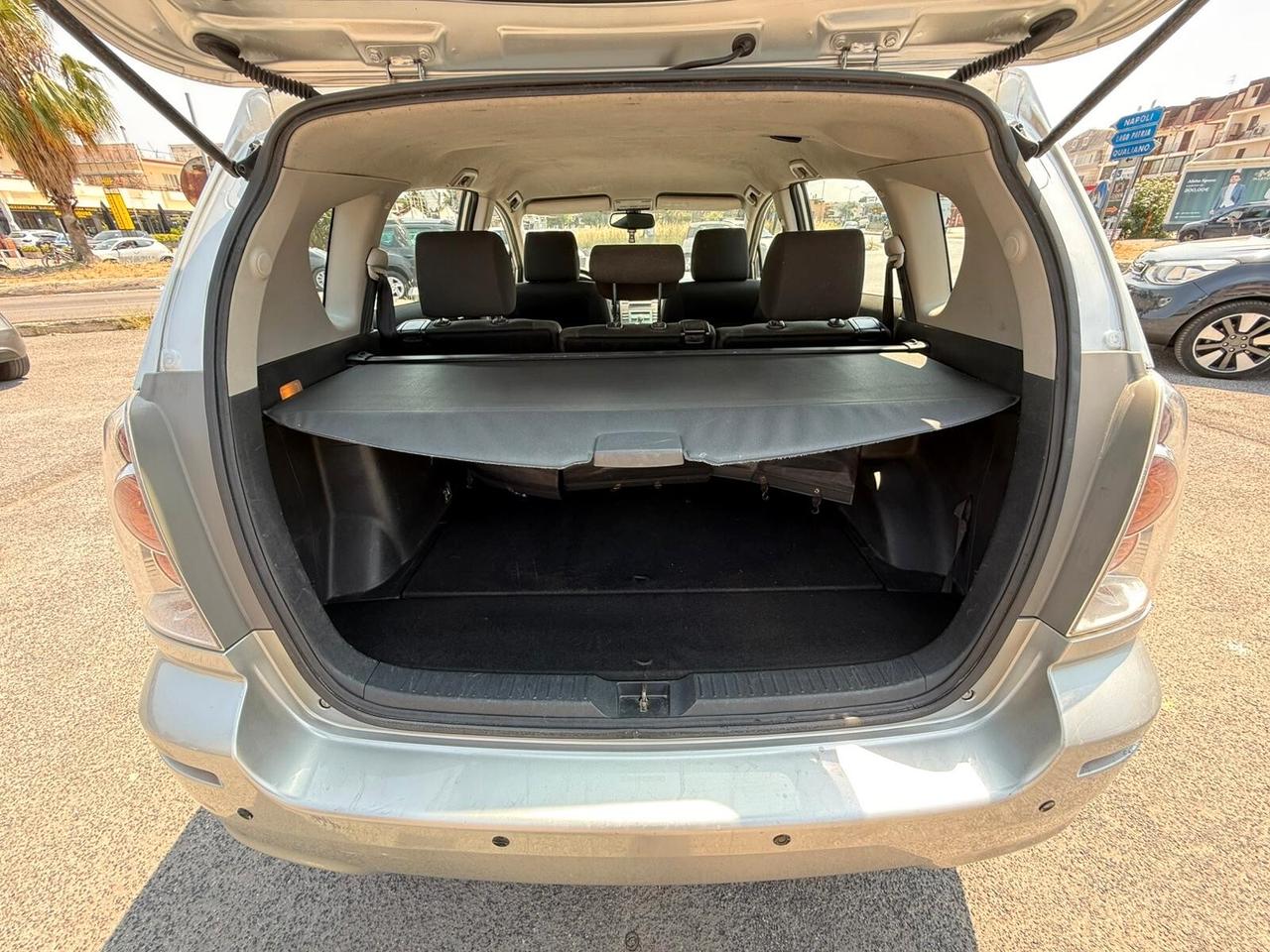 TOYOTA COROLLA VERSO 2.0 16V D-4D 116CV SOL