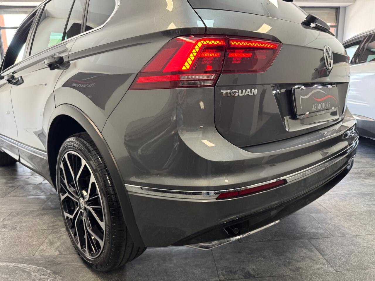 Volkswagen Tiguan 2.0 BiTDI 240 Cv DSG 4MOTION R-Line