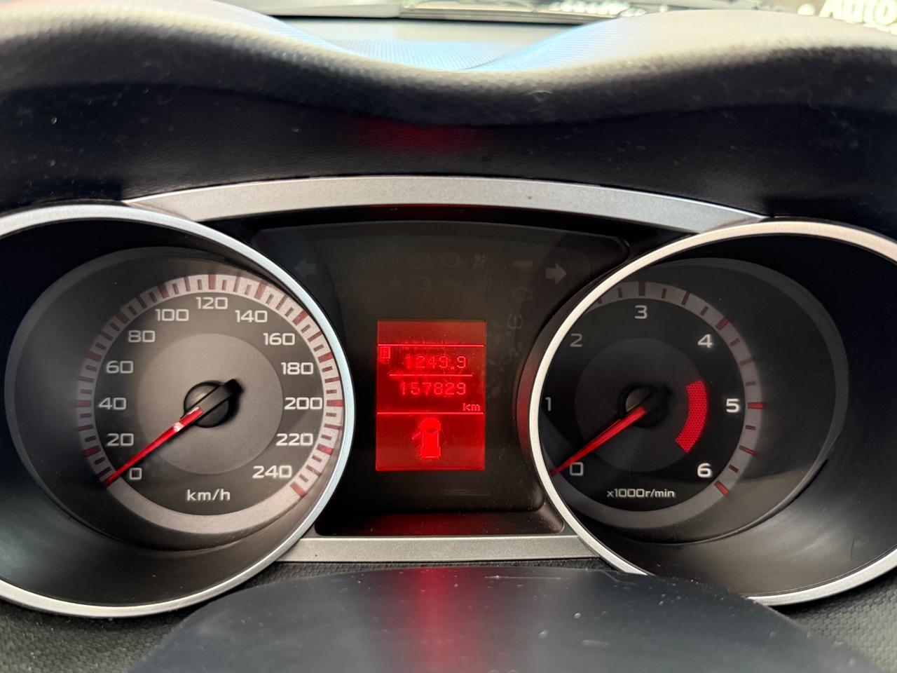 Mitsubishi Outlander 2.0 DI-D Intense DPF