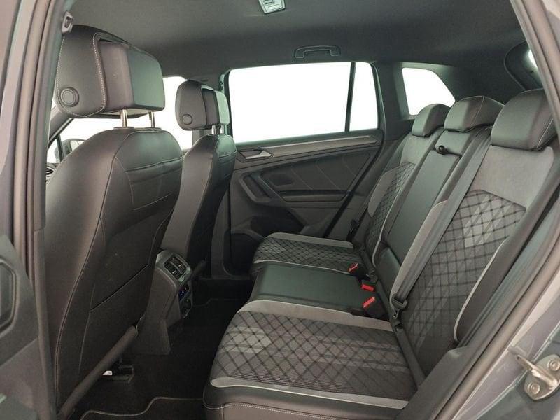 Volkswagen Tiguan 2.0 TDI 150 CV SCR DSG R-Line