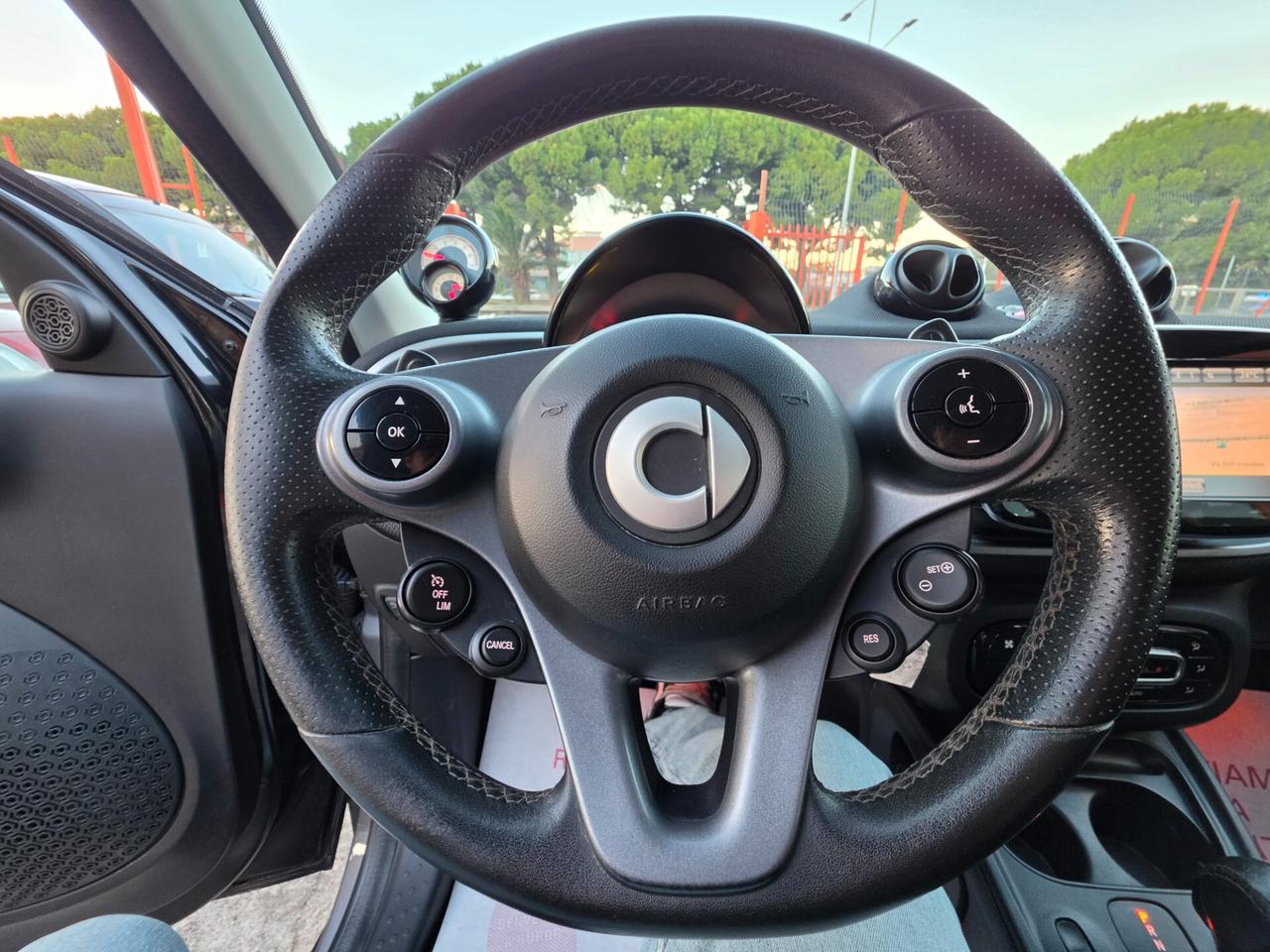 Smart Forfour 900 benzina 11/2016 Cv90 AUTOMATICA