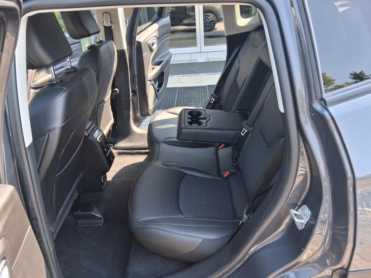 Jeep Compass 1.3 turbo t4 phev Limited 4xe auto GOMME NUOVE !!